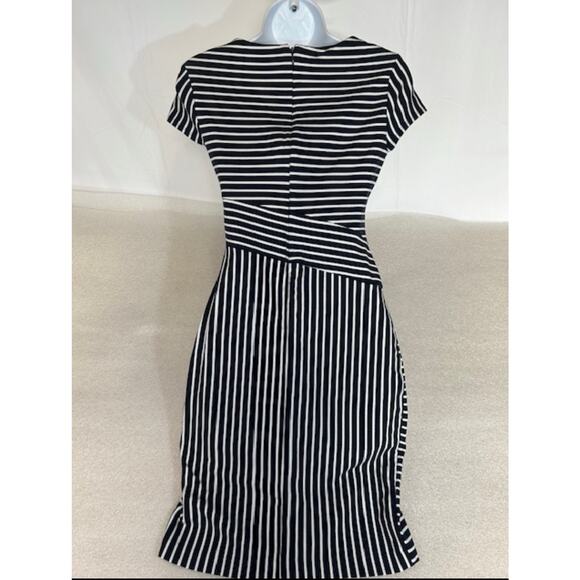 Banana Republic Navy Striped Dress Size 2 Career Classic Chic Modern Elegant - Picture 3 of 6